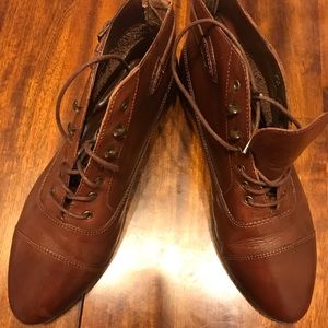 Leather Craft women’s shoes